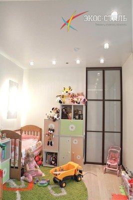 Сатиновый натяжной потолок для детской комнаты